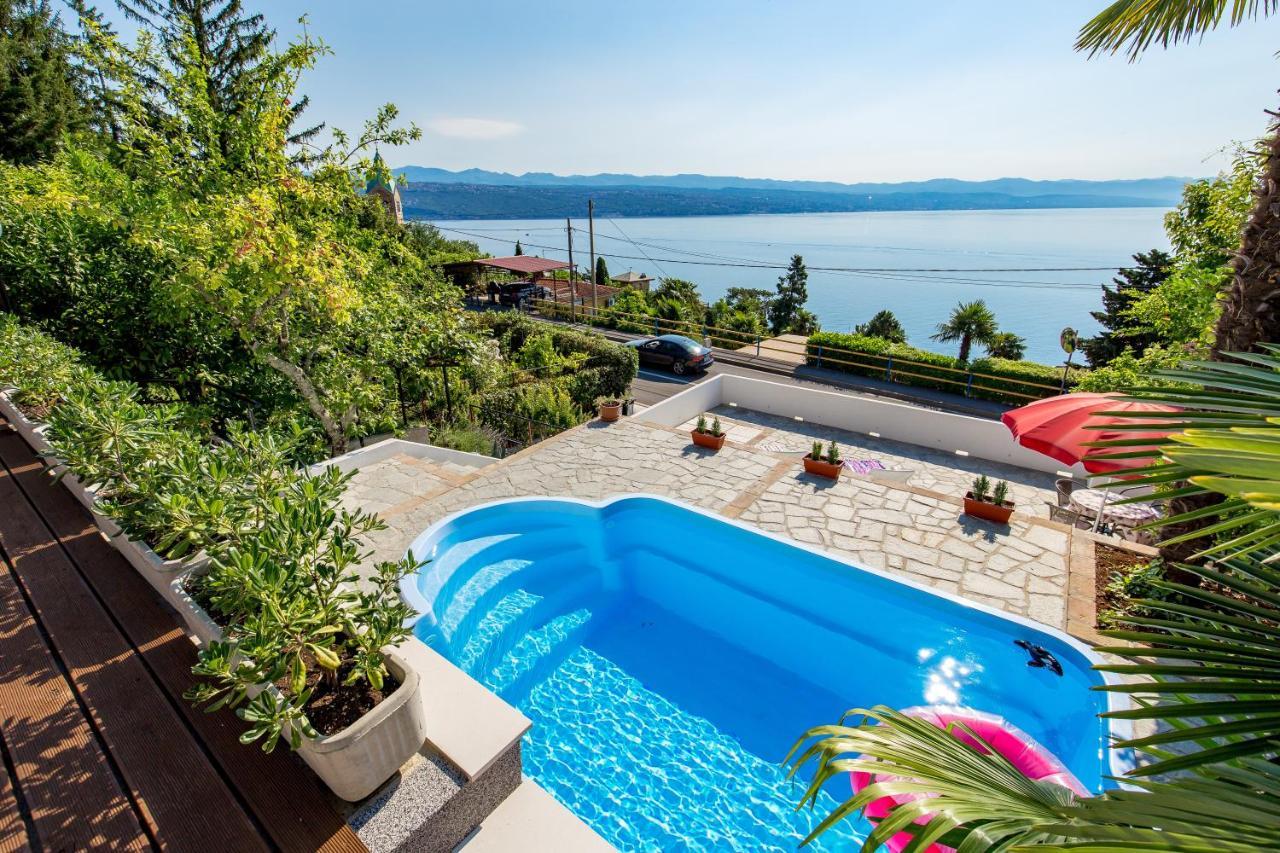 Apartmani Hrvatin Опатия Экстерьер фото