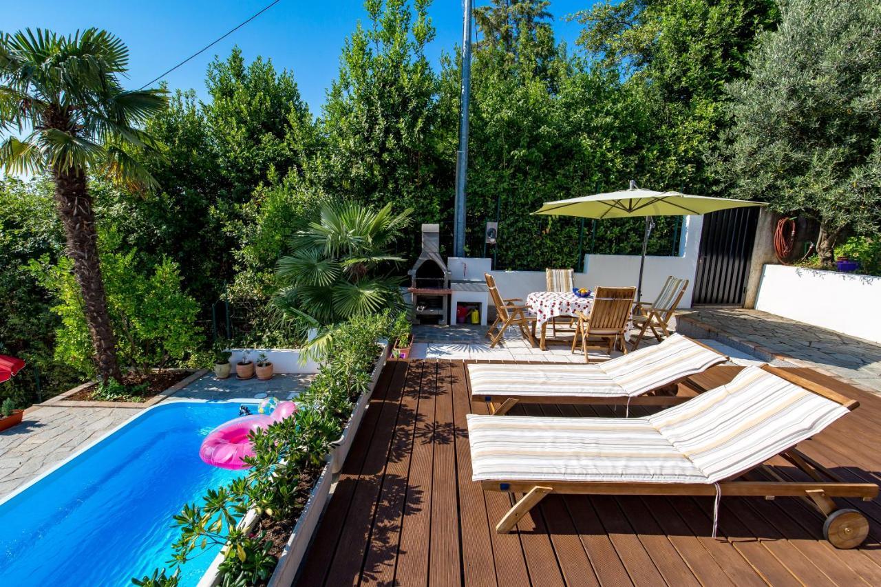 Apartmani Hrvatin Опатия Экстерьер фото