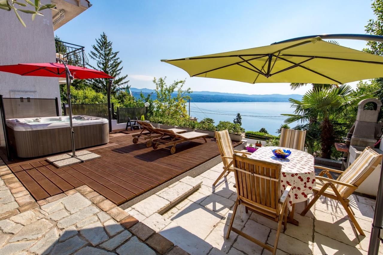 Apartmani Hrvatin Опатия Экстерьер фото