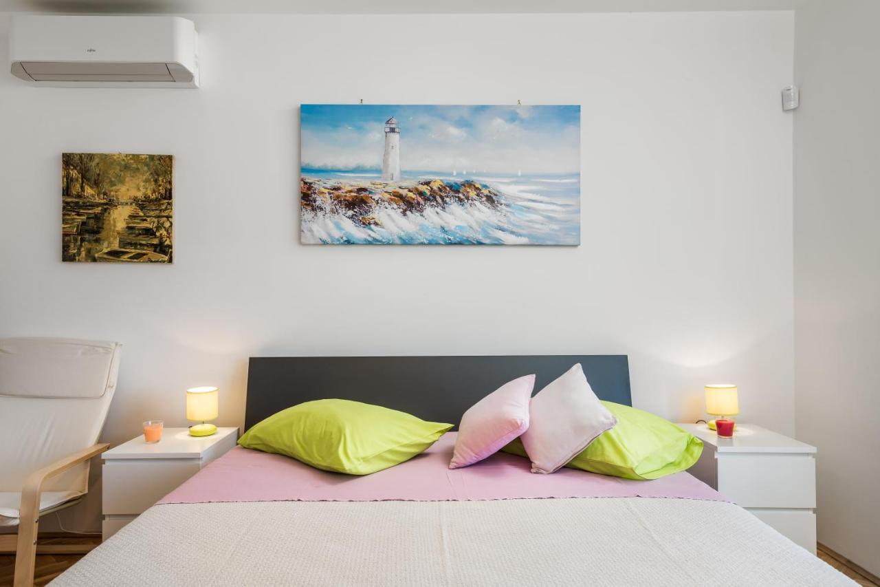 Apartmani Hrvatin Опатия Экстерьер фото