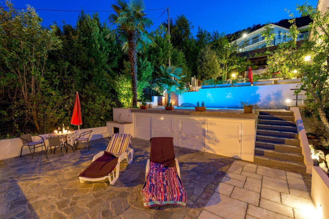 Apartmani Hrvatin Опатия Экстерьер фото