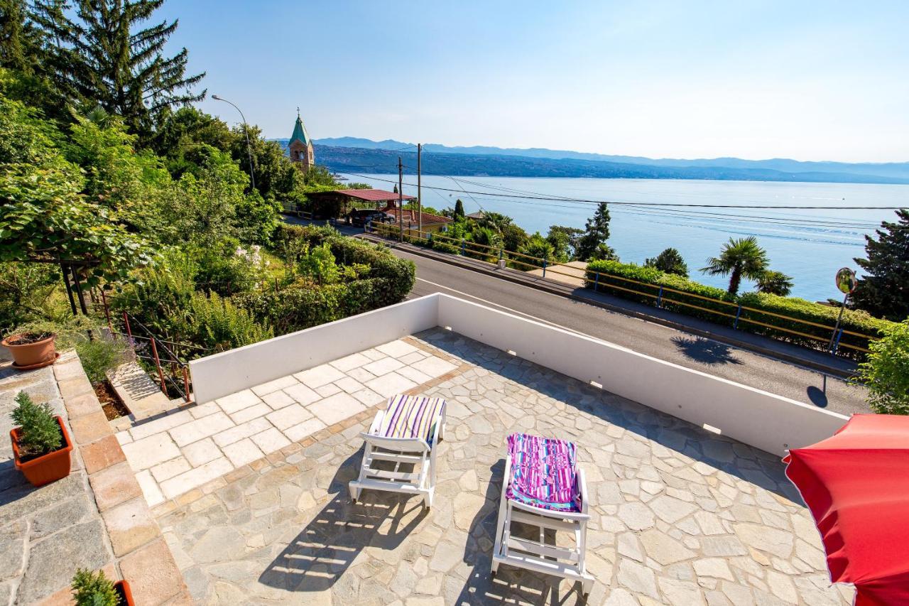 Apartmani Hrvatin Опатия Экстерьер фото
